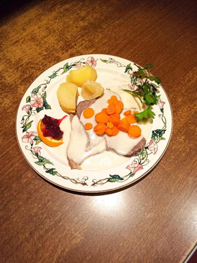 Hotel Pfaff トリベルク エクステリア 写真