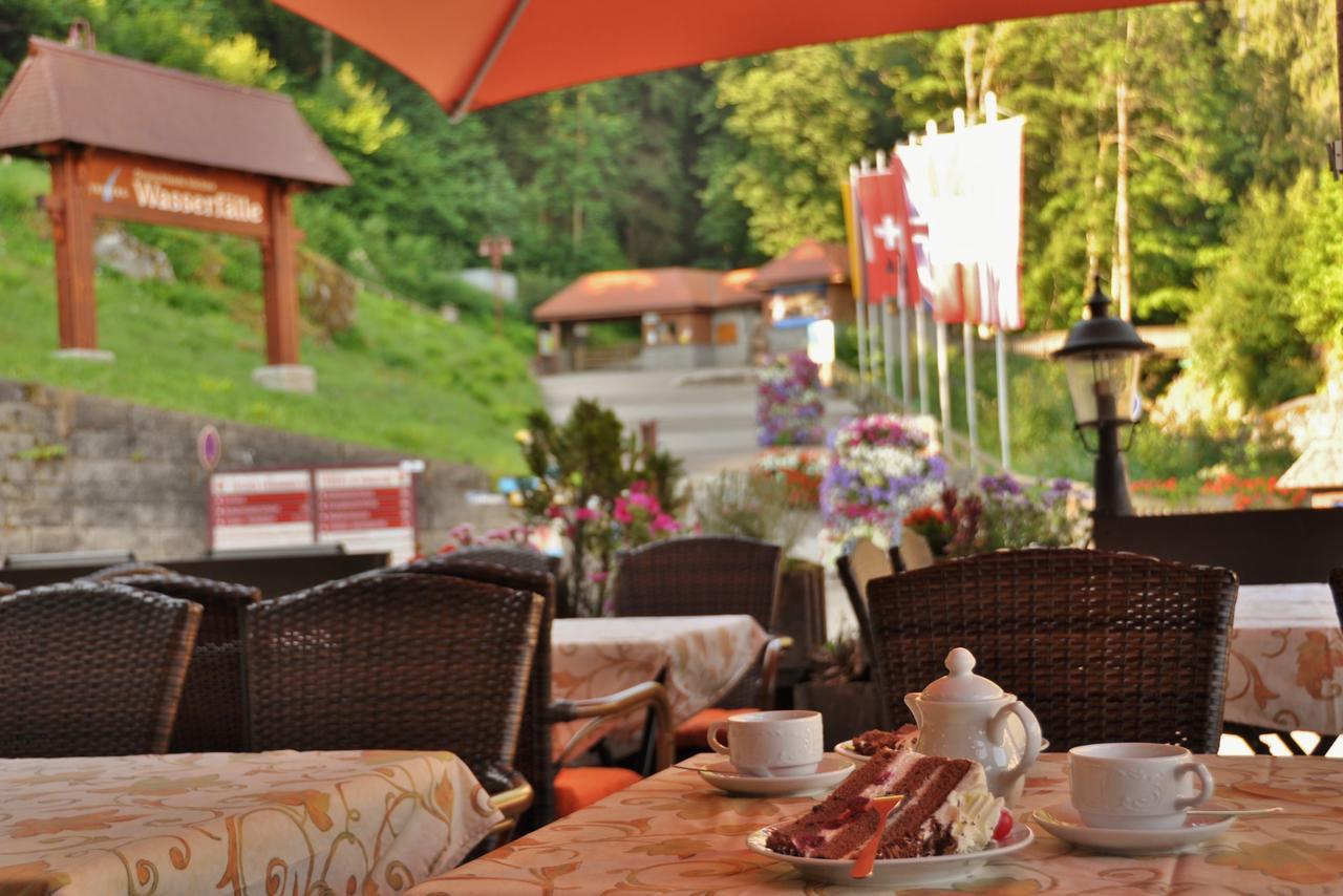Hotel Pfaff トリベルク エクステリア 写真